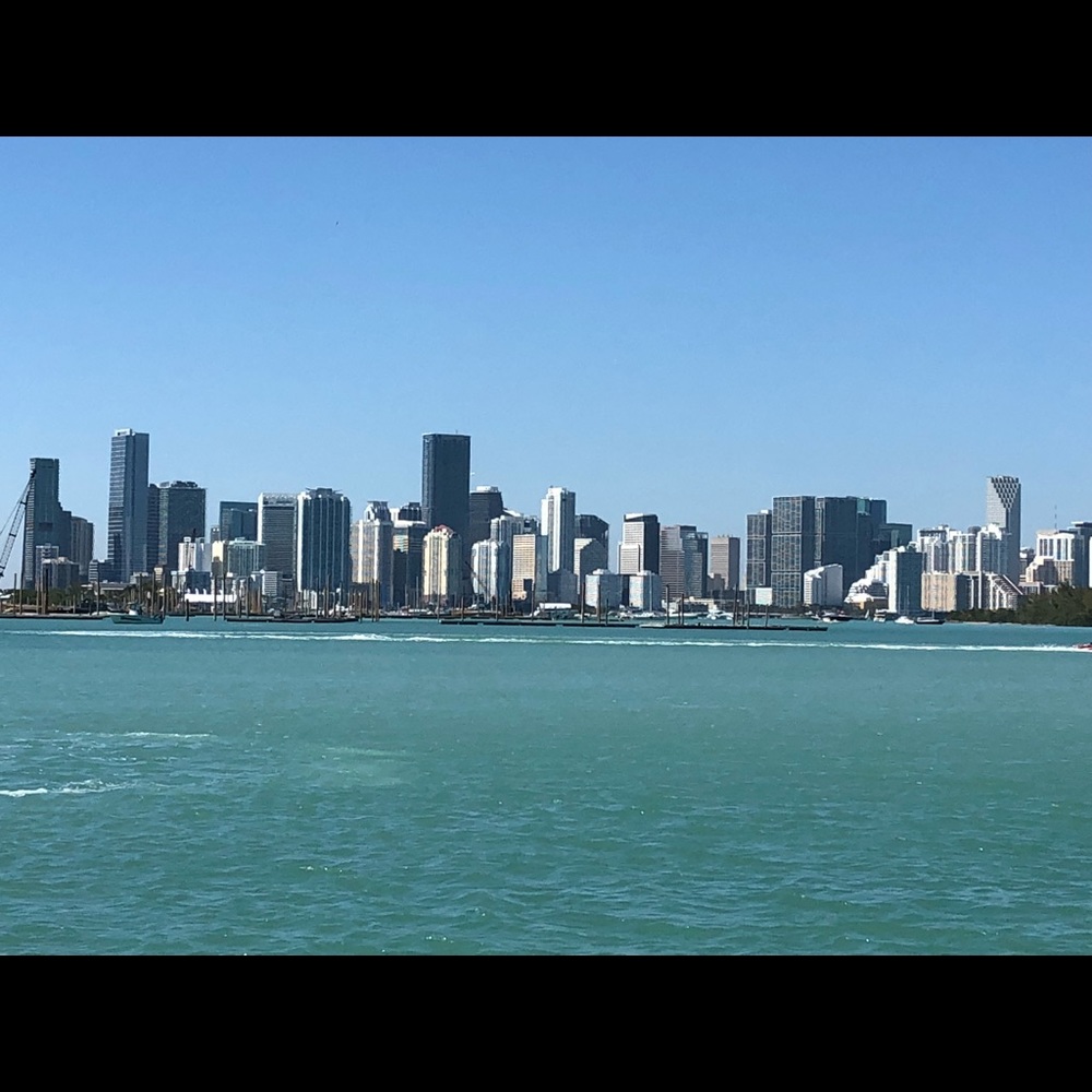 Meet your Posher, Eleonora